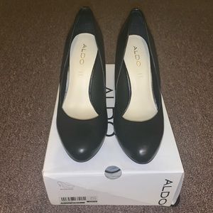 ALDO Pumps - Black (like new!) 8